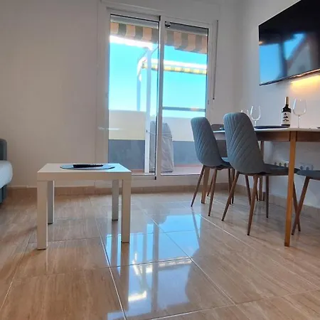 アパート A & G Sabinillas サン・ルイス・デ・サビニリャス